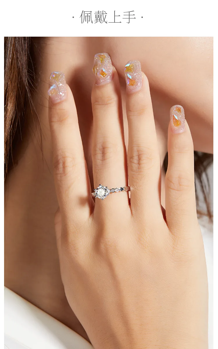 Straight-Band Micro-Pavé Honeycomb S925 White-Gold-Plated Silver Moissanite Prop