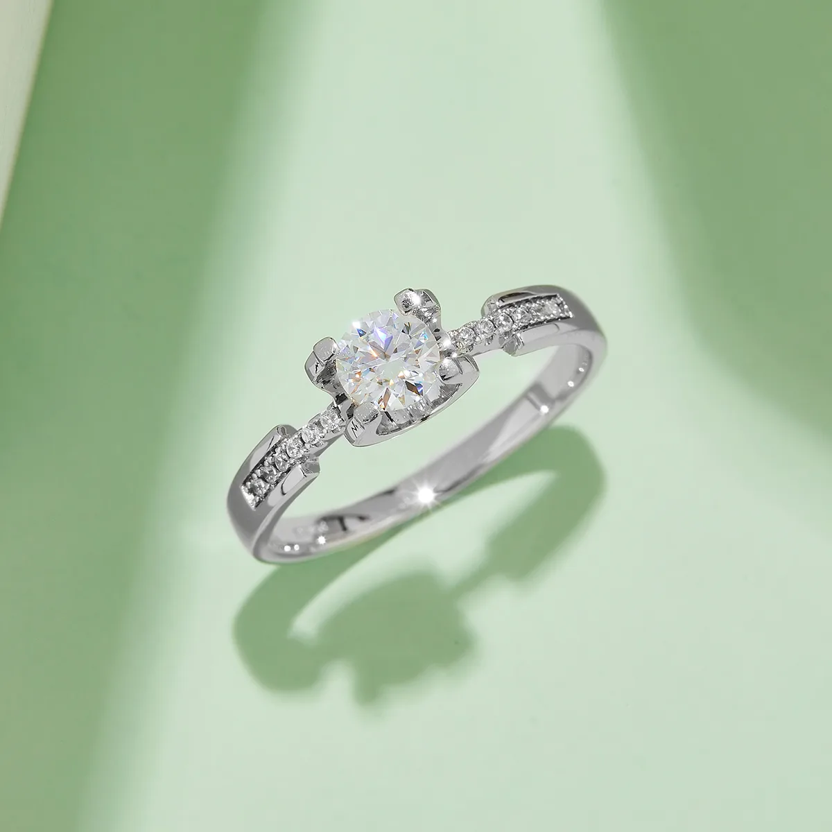 Micro-Pavé Ox Small S925 White-Gold-Plated Silver Moissanite Engagement Ring Women's Ring 0.5ct D