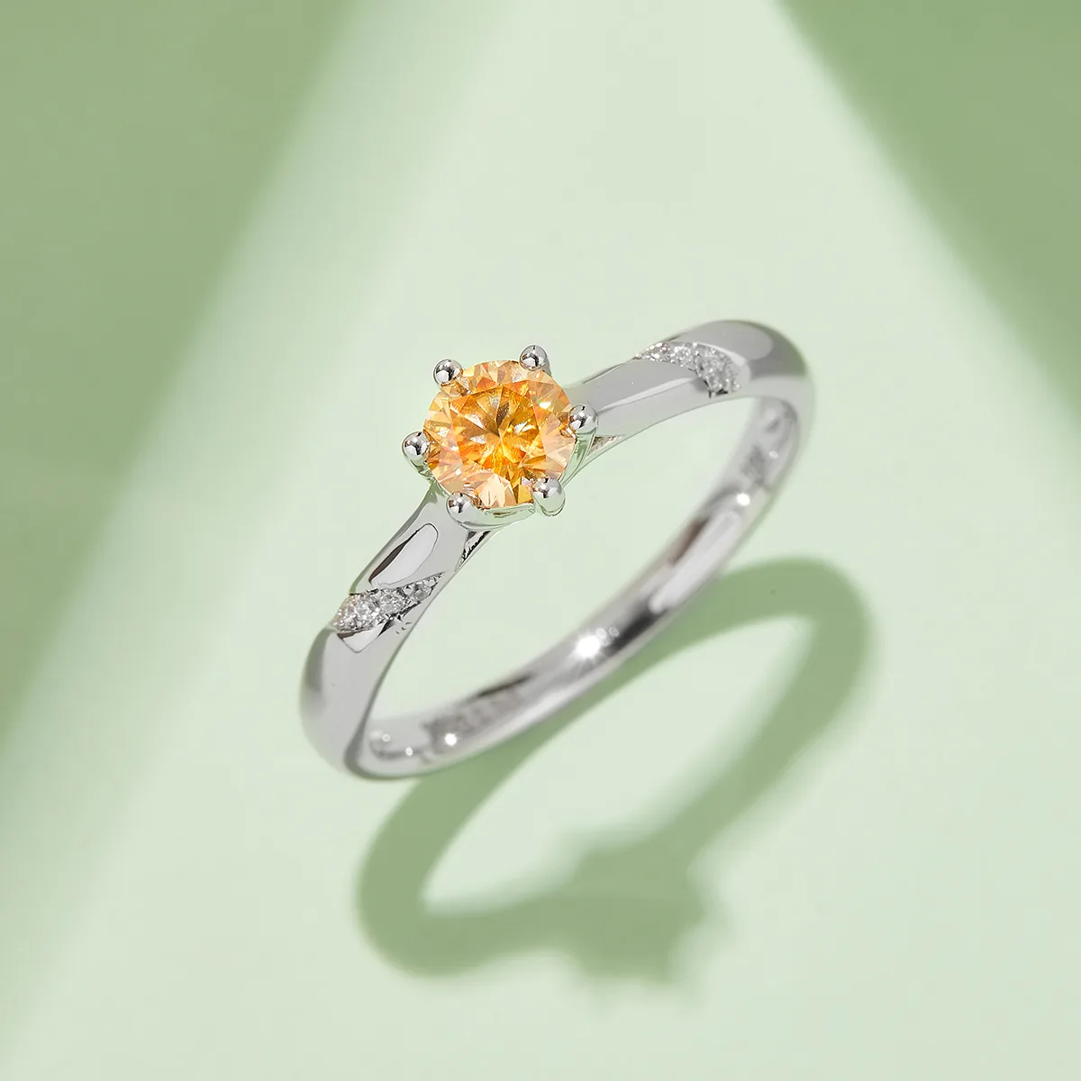 Micro-Pavé S925 White-Gold-Plated Silver Moissanite Proposal Ring Women's Ring 0.5ct D