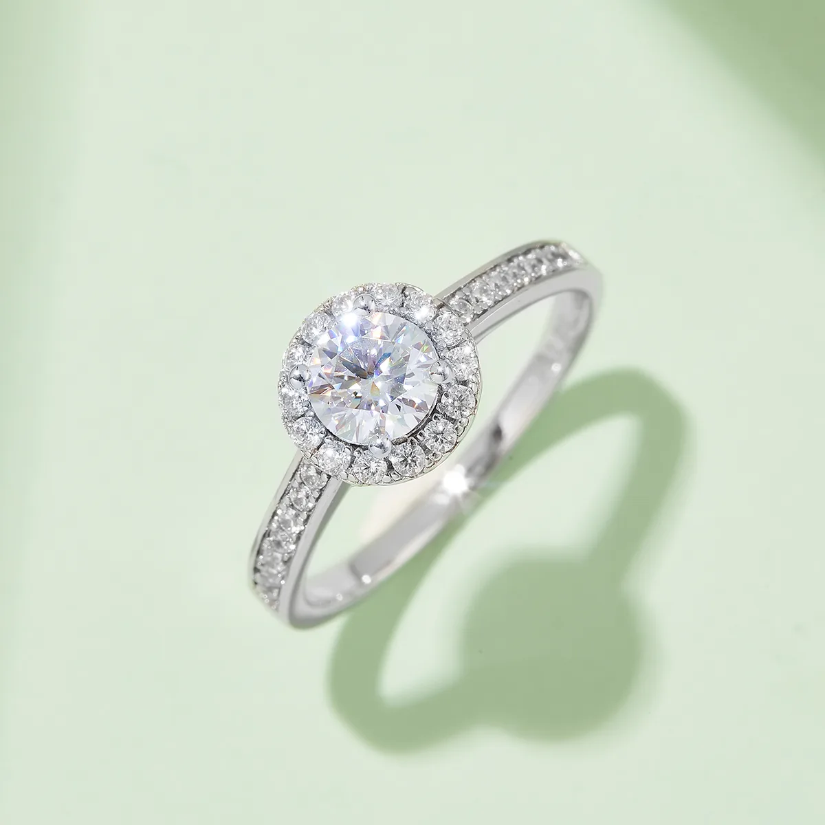 Luxury Pavé Round Bezel S925 White-Gold-Plated Silver Moissanite Wedding Band Women's Ring 0.5ct D