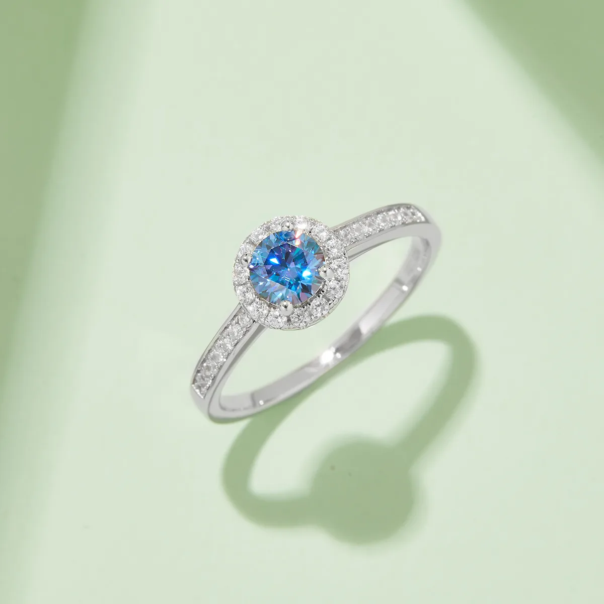 Luxury Pavé Round Bezel S925 White-Gold-Plated Silver Moissanite Wedding Band Women's Ring 0.5ct D