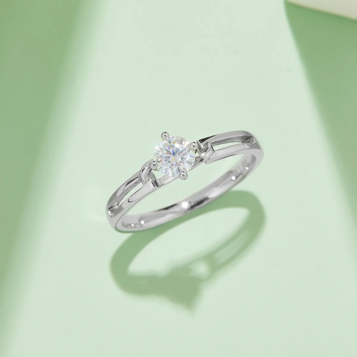 Twisted-Band Bow S925 White-Gold-Plated Silver Moissanite Proposal Ring Women's Ring 0.5ct D