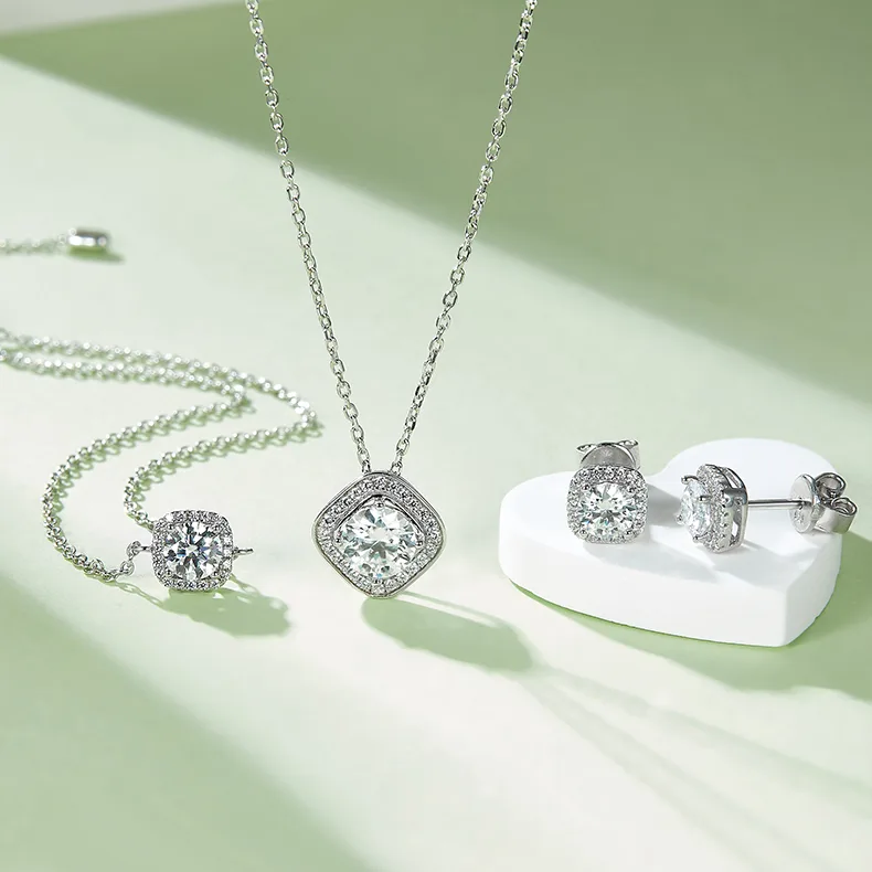 Deluxe Square Bezel S925 White-Gold-Plated Silver Moissanite Pendant Stud Earrings Jewelry Set