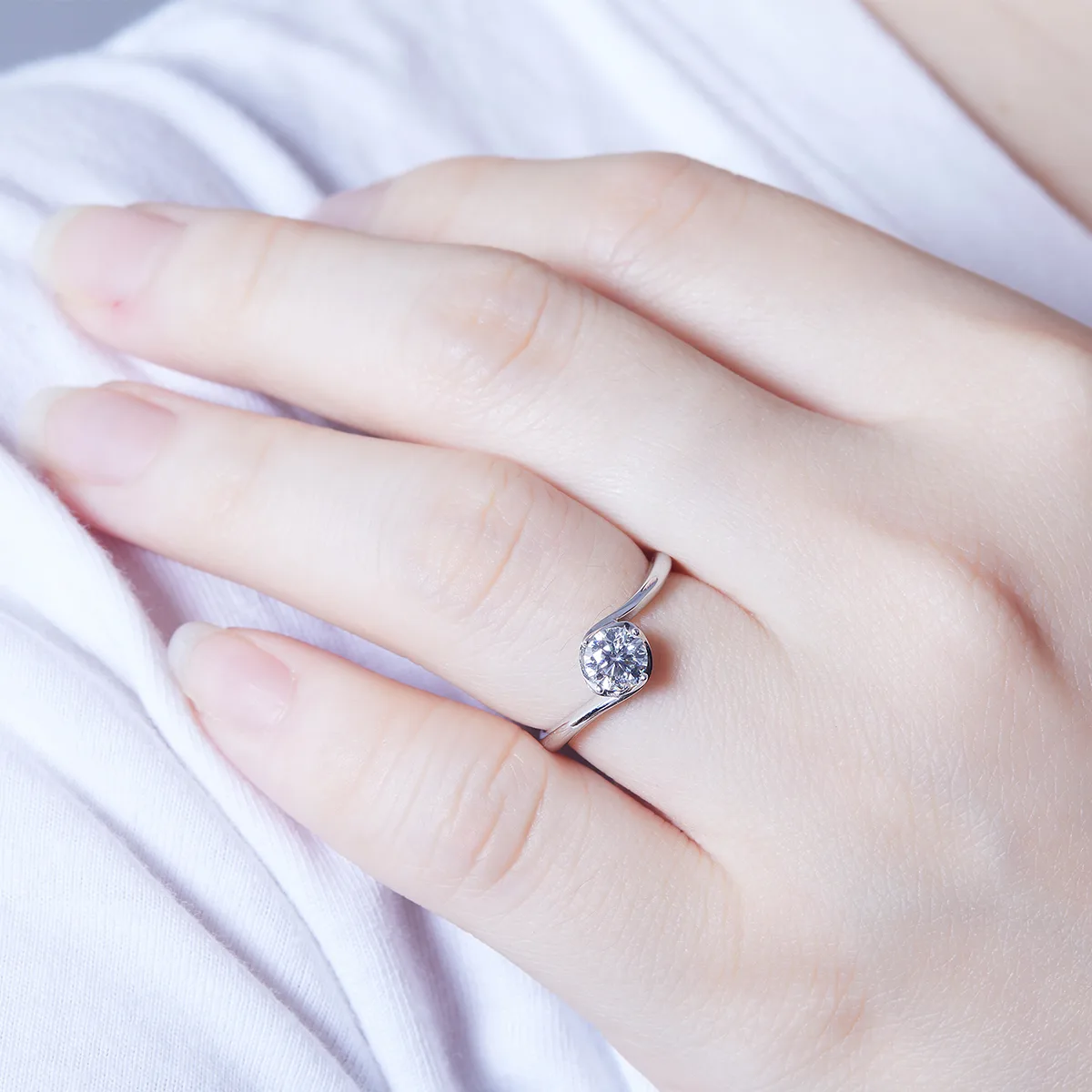 Twisted-Band Flower S925 White-Gold-Plated Silver Moissanite Engagement Ring Women's Ring 0.5ct D
