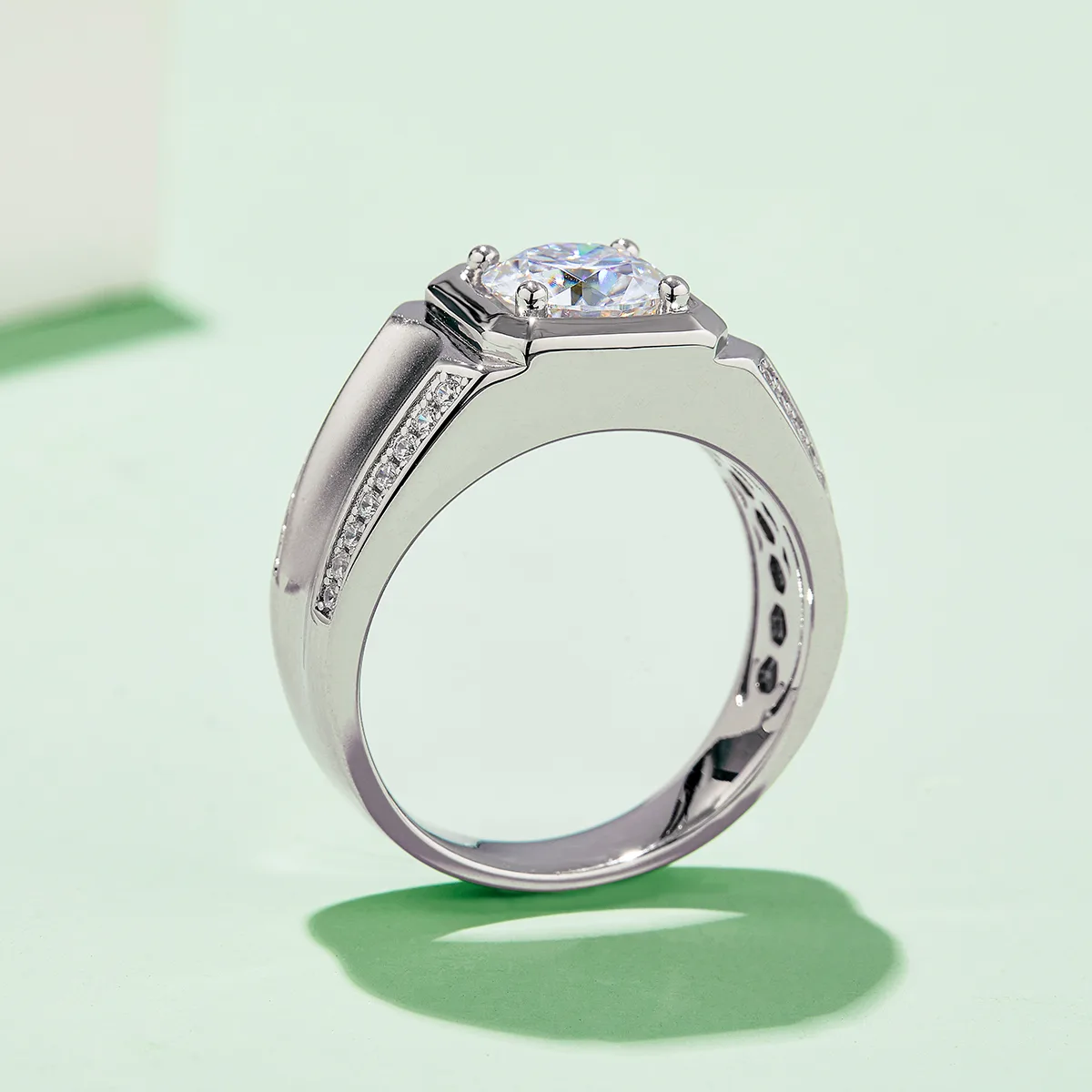 S925 White-Gold-Plated Silver Moissanite Men's Ring 2ct D - M81B
