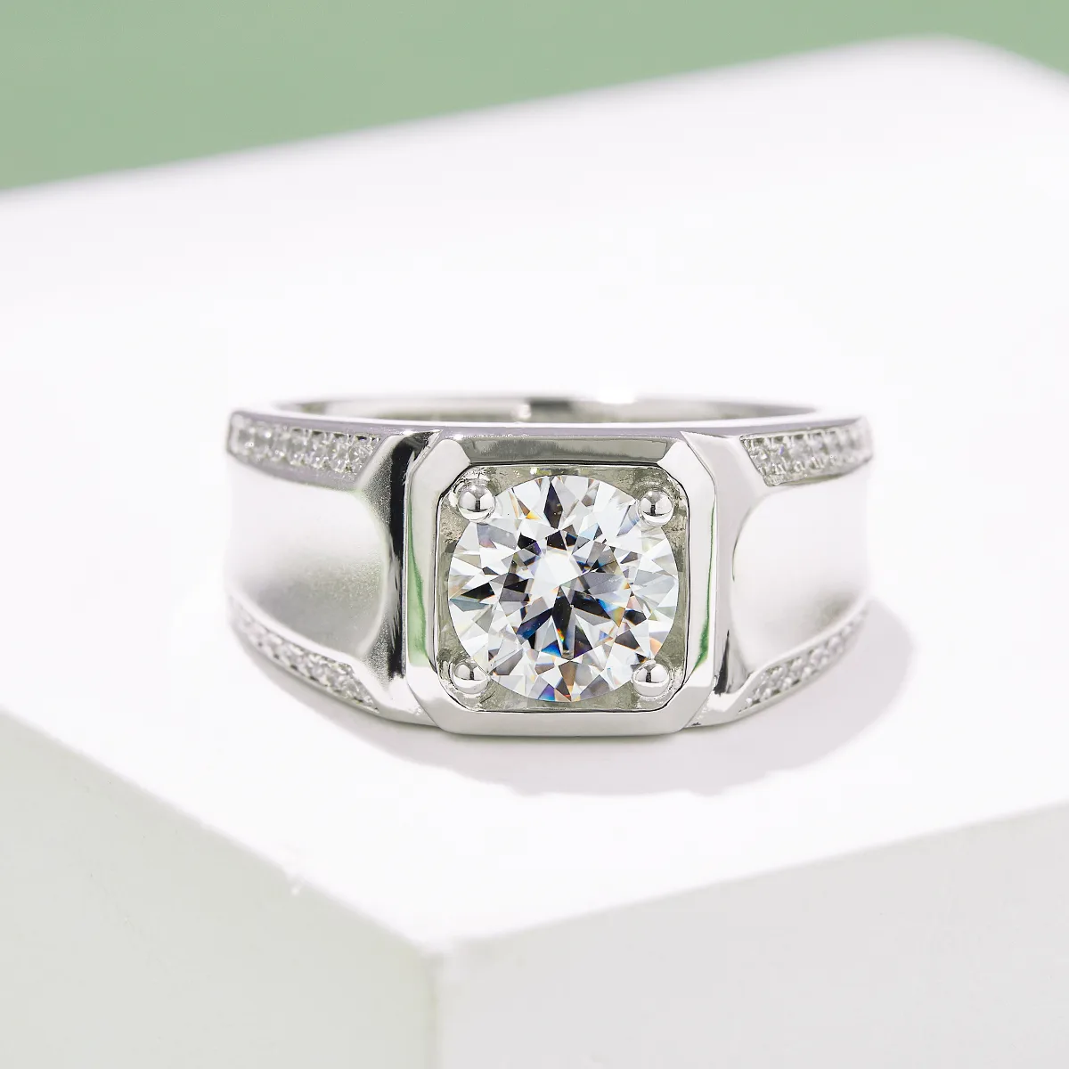 S925 White-Gold-Plated Silver Moissanite Men's Ring 2ct D - M81B