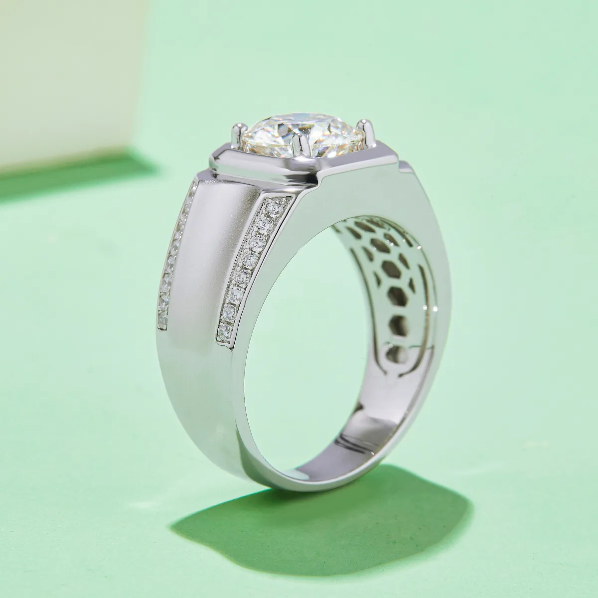 S925 White-Gold-Plated Silver Moissanite Men
