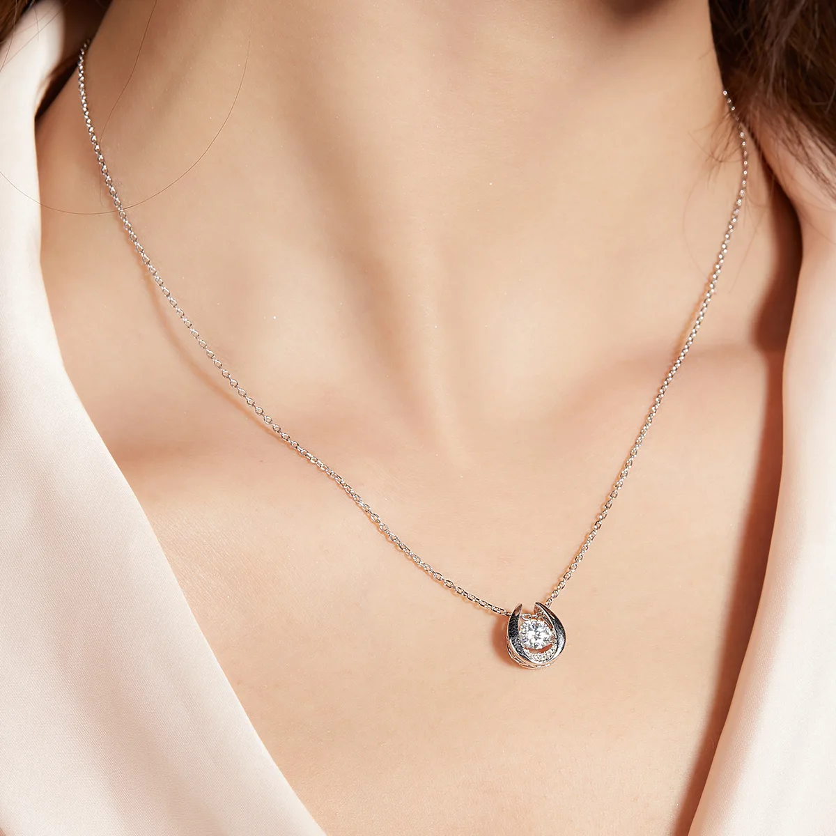 Spirit Guardian S925 White-Gold-Plated Silver Moissanite Necklace 0.5ct D
