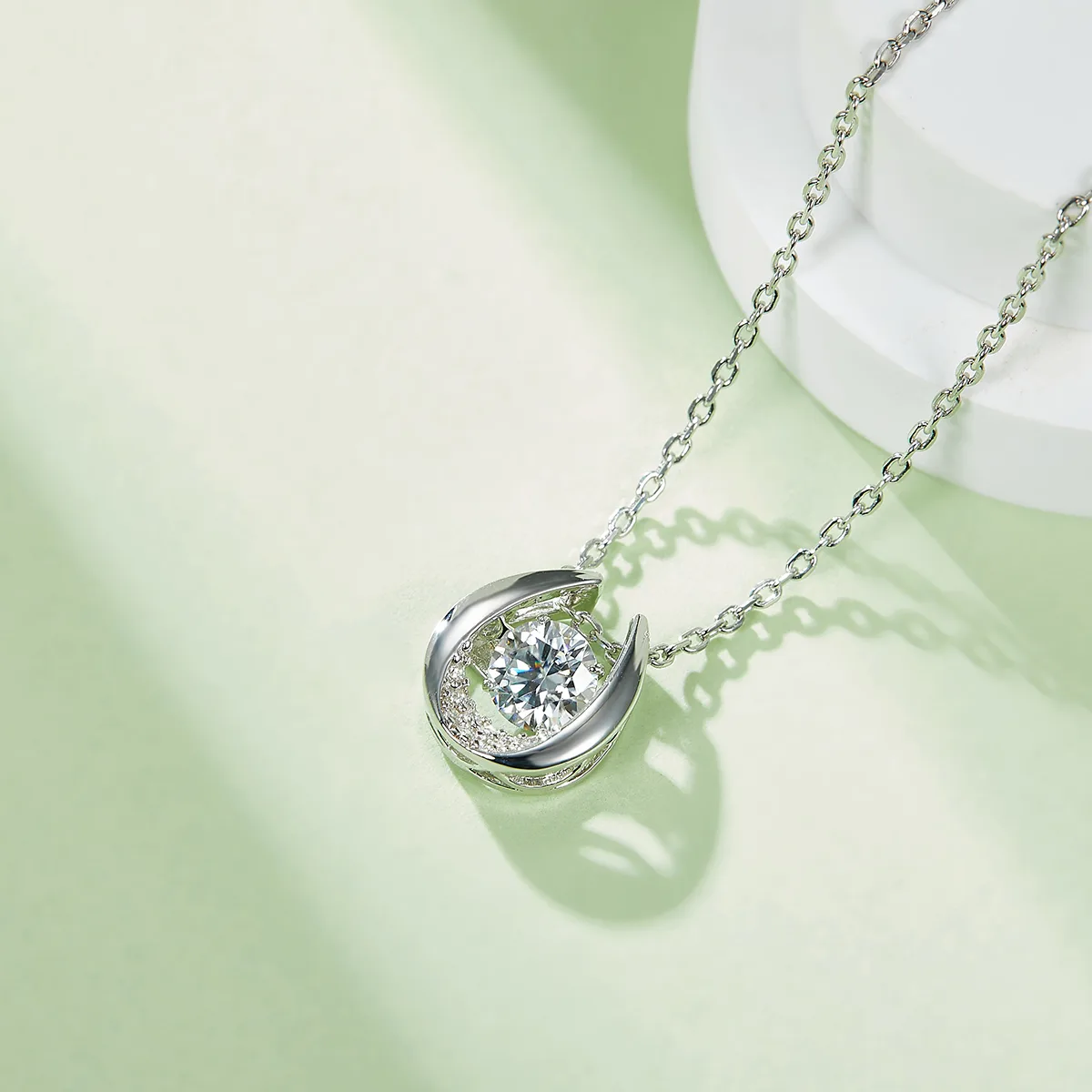 Spirit Guardian S925 White-Gold-Plated Silver Moissanite Necklace 0.5ct D