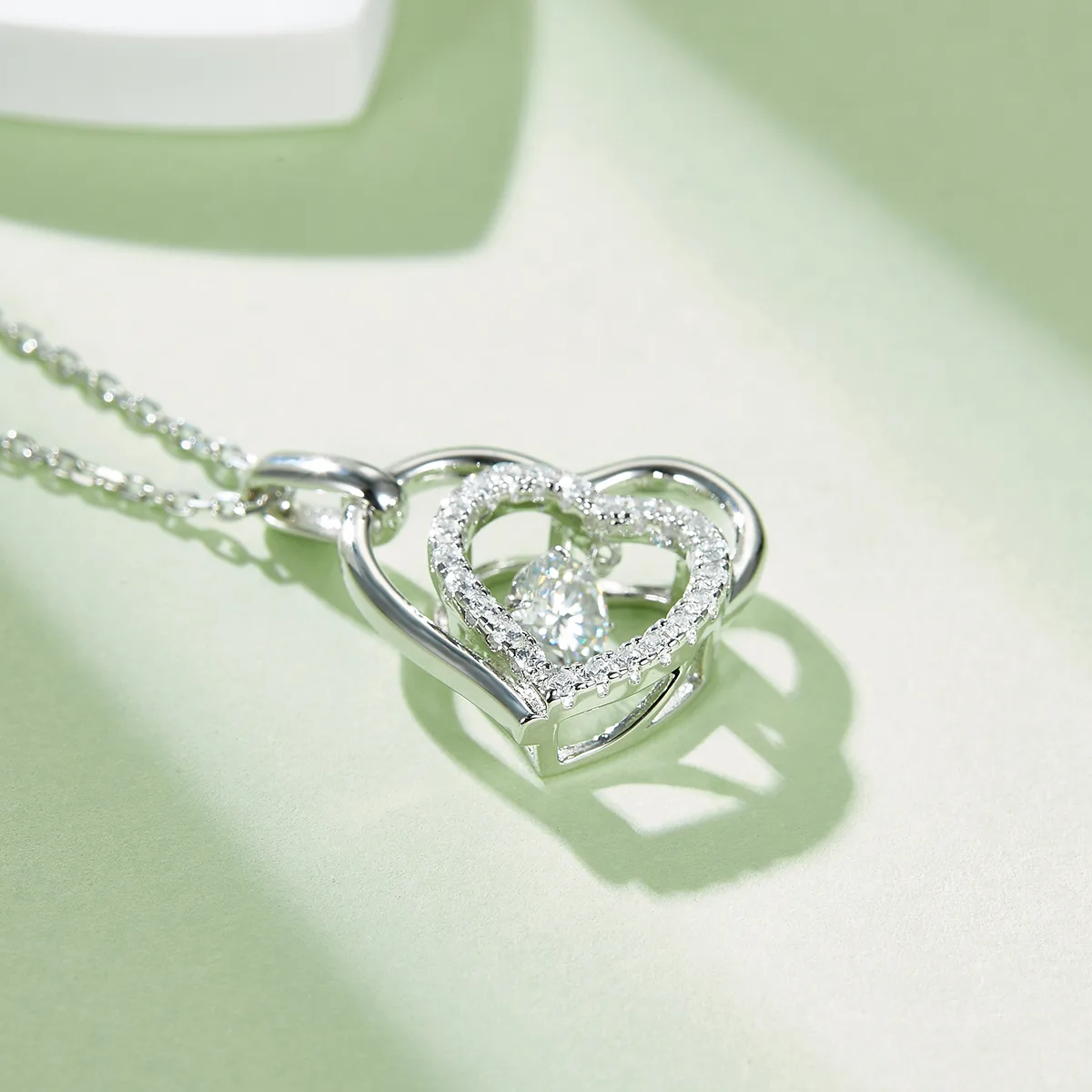 Spirit S925 White-Gold-Plated Silver Moissanite Necklace 0.5ct D - OLDG
