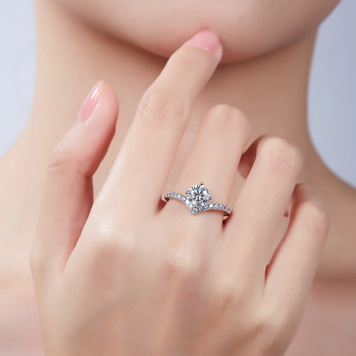 V Band Ring S925 White-Gold-Plated Silver Moissanite Wedding Band Women