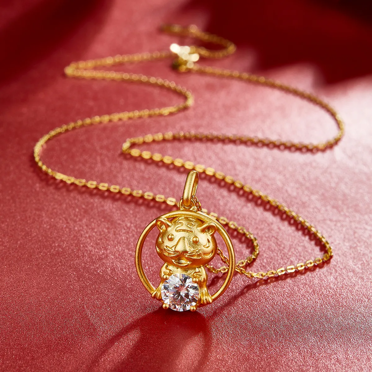 Chinese Zodiac Series Tiger Moissanite Necklace 1.0ct