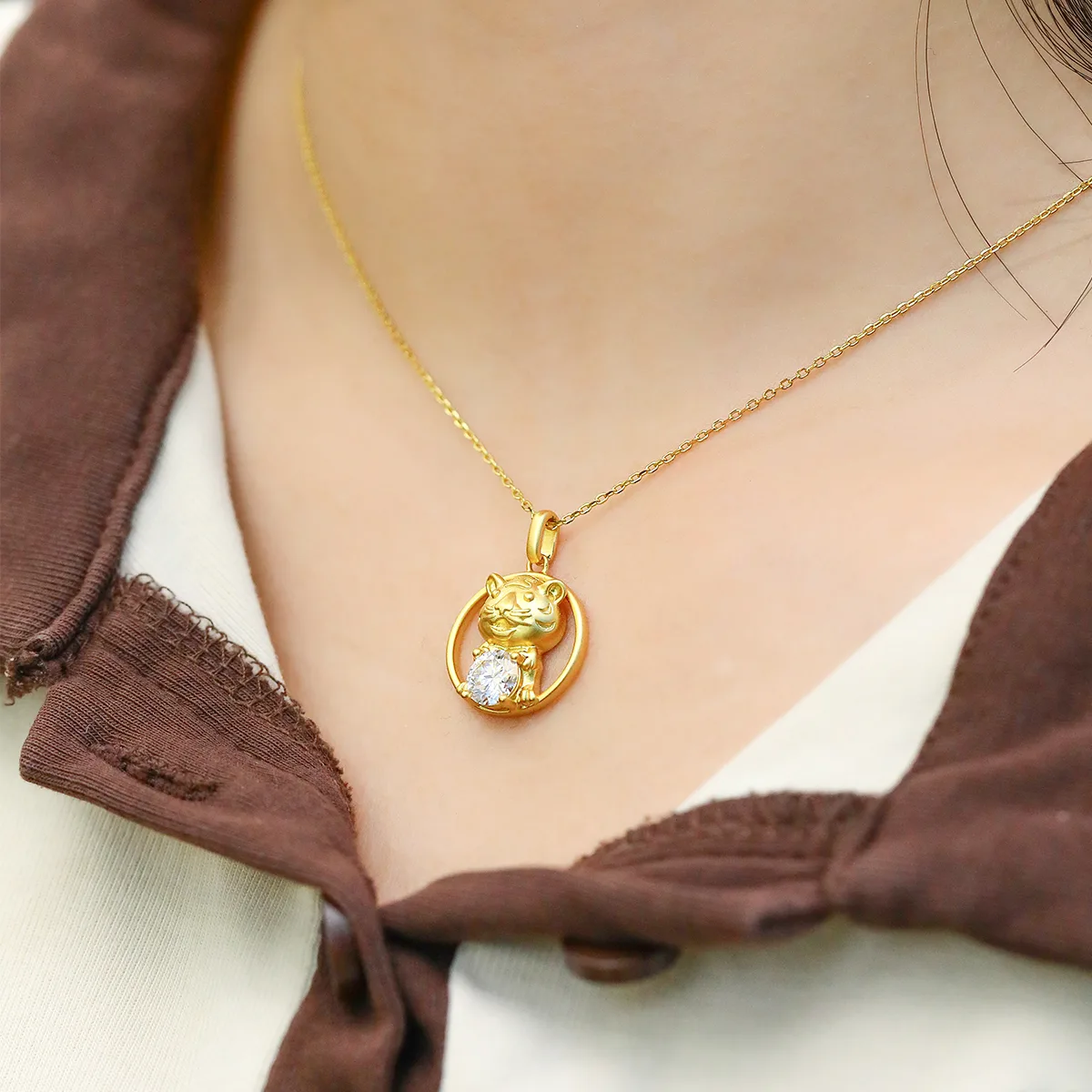 Chinese Zodiac Series Tiger Moissanite Necklace 1.0ct