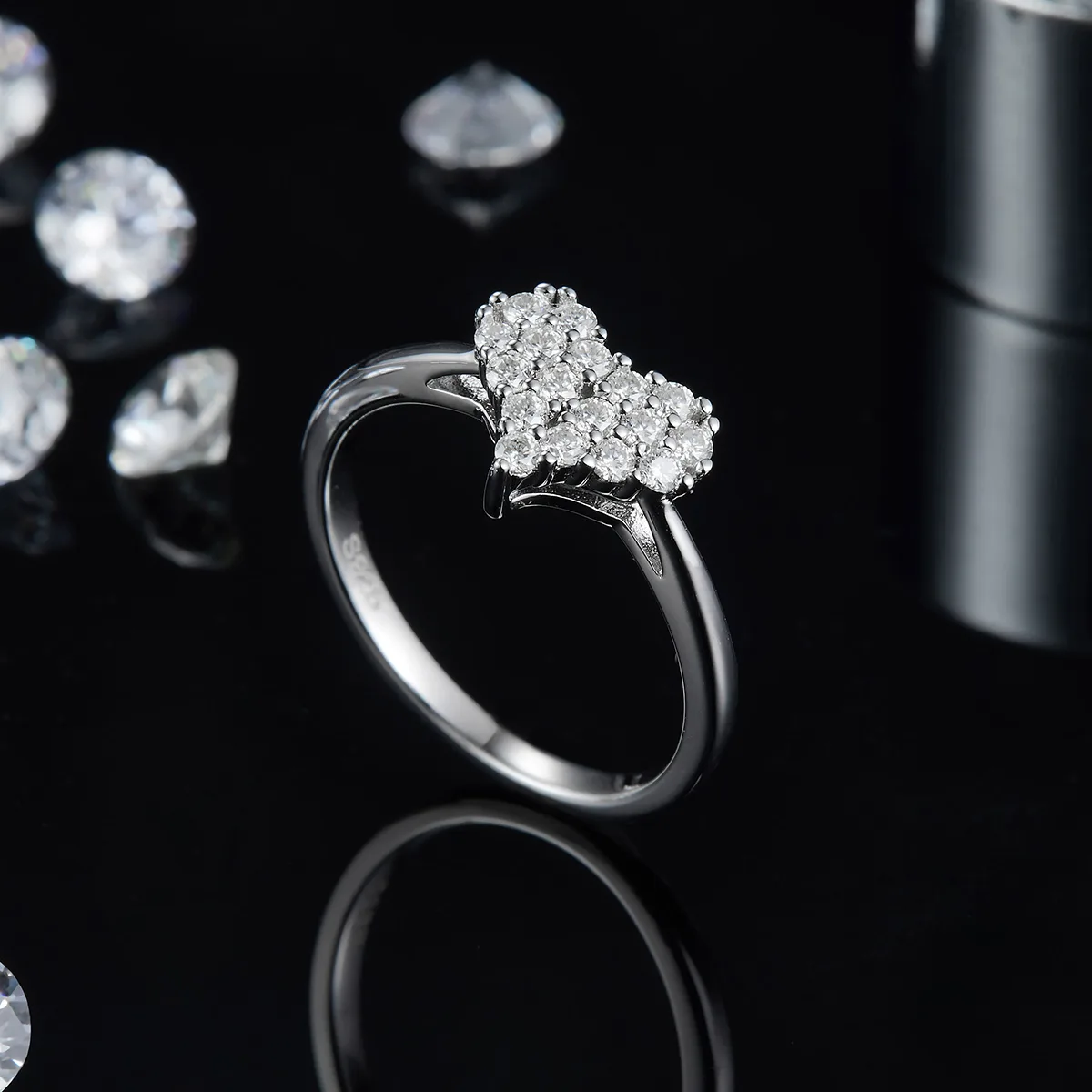 S925 White-Gold-Plated Silver Moissanite Melee Confession Ring 0.33ct D