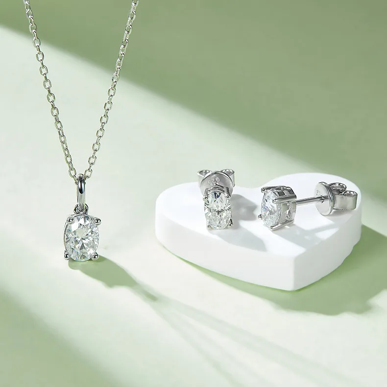 Classic Oval S925 White-Gold-Plated Silver Moissanite Pendant Stud Earrings Jewelry Set