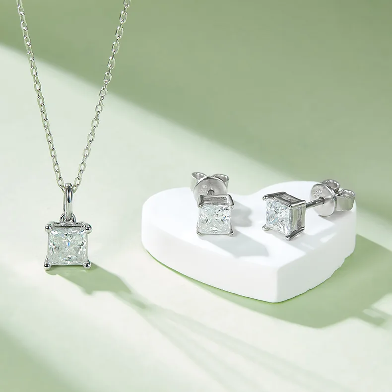 Classic Square S925 White-Gold-Plated Silver Moissanite Pendant Stud Earrings Jewelry Set