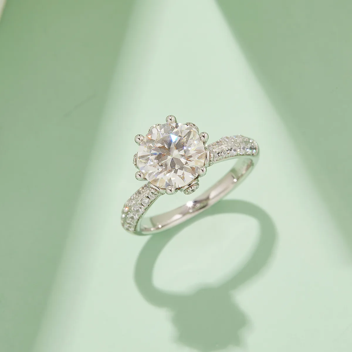 Straight-Band Luxury Pavé Flora S925 White-Gold-Plated Silver Moissanite Wedding Band Women