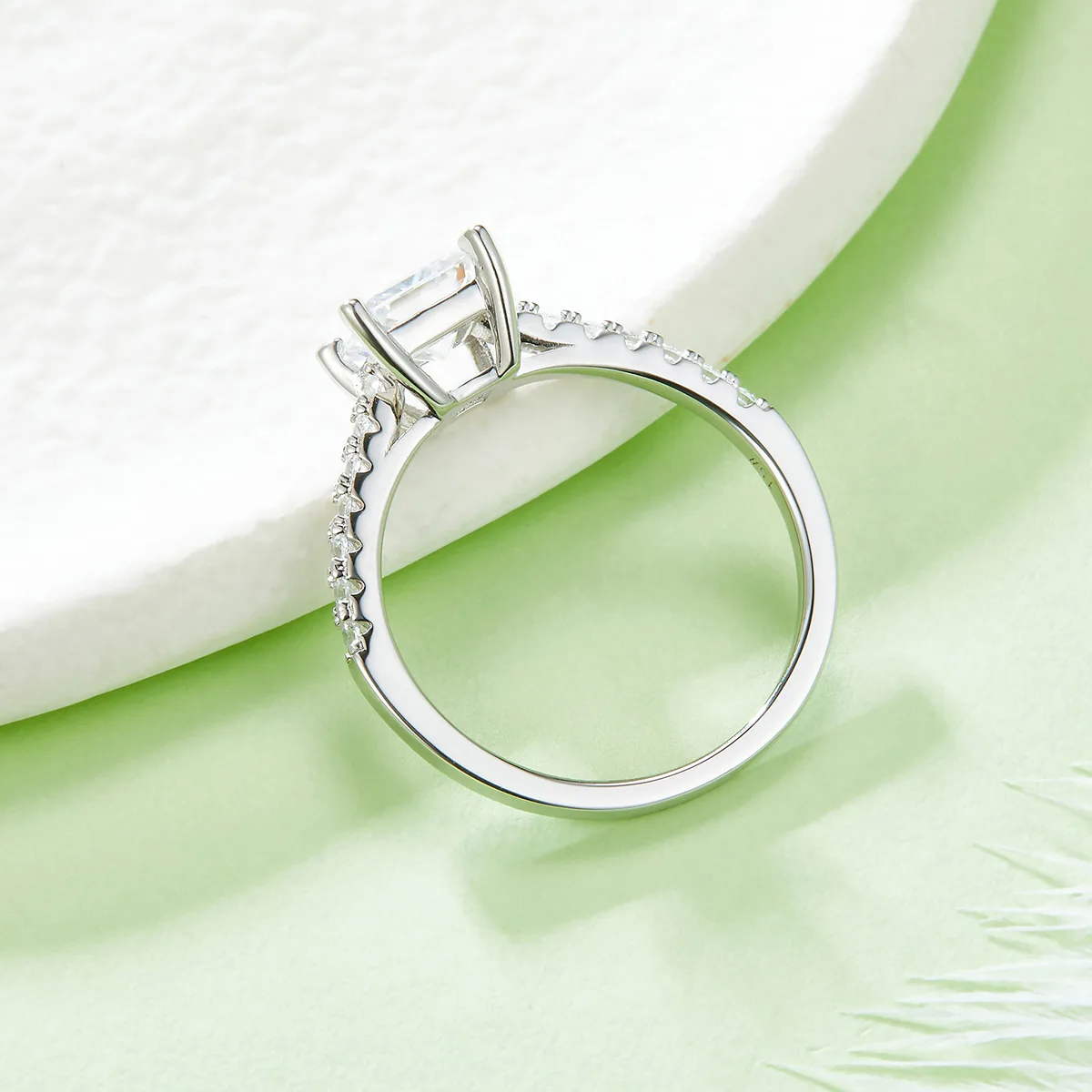 Micro-Pavé Square S925 White-Gold-Plated Silver Moissanite Proposal Ring Women's Ring 1.0ct D