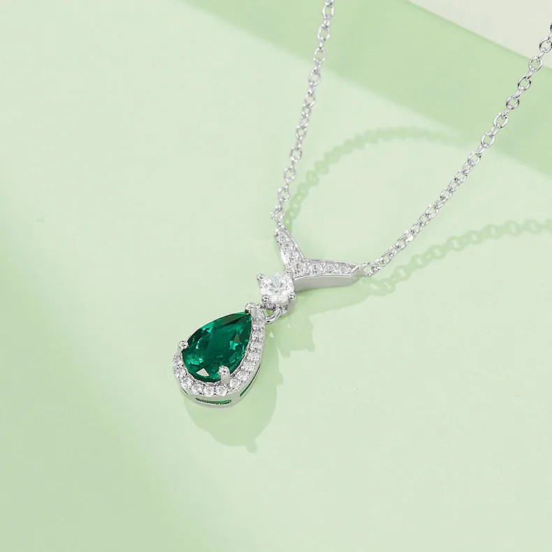N2019858 Pear Lab-Grown Emerald S925 White-Gold-Plated Silver Necklace Center Stone 8*5mm/0.73CT