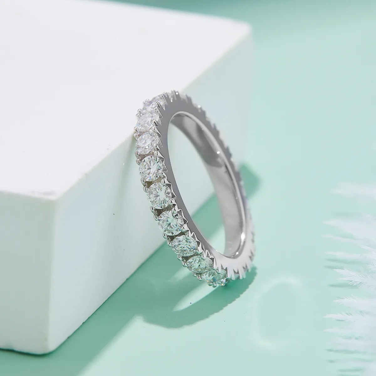Full-Circle Ring Guard S925 White-Gold-Plated Silver Moissanite Melee Promise Ring 3.0mm