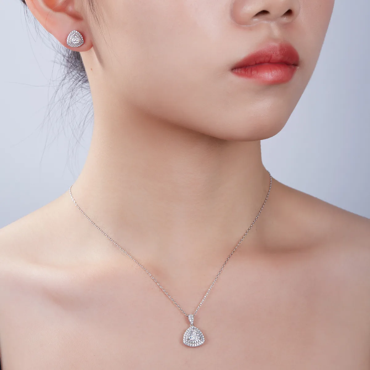 Luxury Pavé Trilliant S925 White-Gold-Plated Silver Moissanite Pendant Stud Earrings Jewelry Set