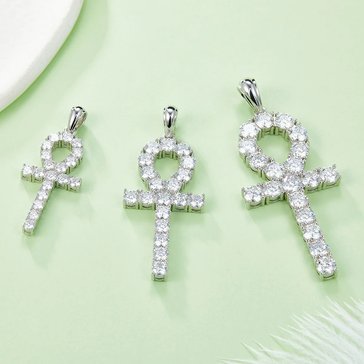 Fashion Cross Necklace S925 Silver Pendant Moissanite 3.0mmD