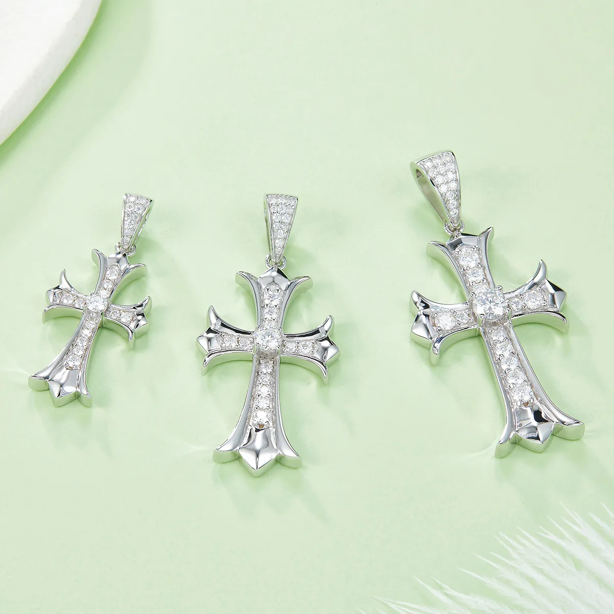 Vintage Cross Necklace S925 Silver Pendant Moissanite 3.0mmD