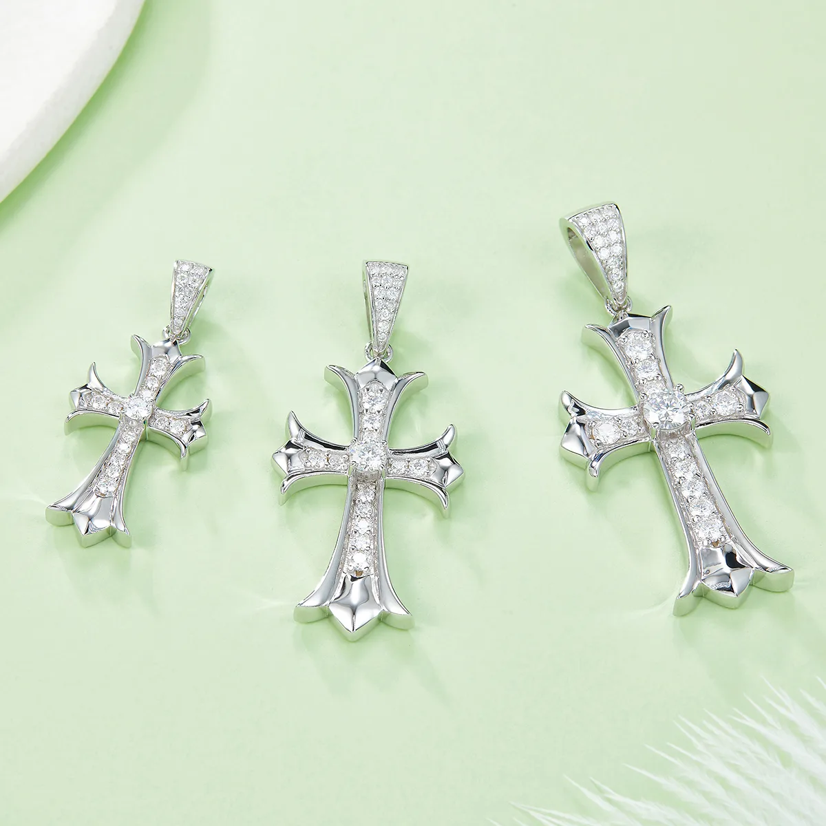 Vintage Cross Necklace S925 Silver Pendant Moissanite 4.0mmD
