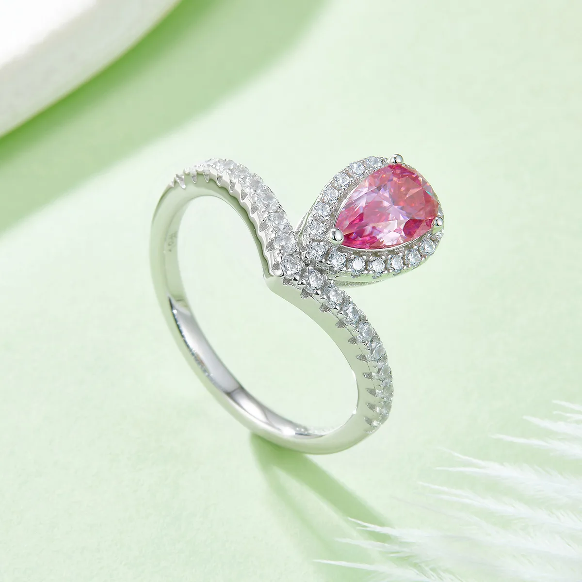 V Minimalist Teardrop S925 White-Gold-Plated Silver Multi Moissanite Engagement Ring Women's Ring 1ct D