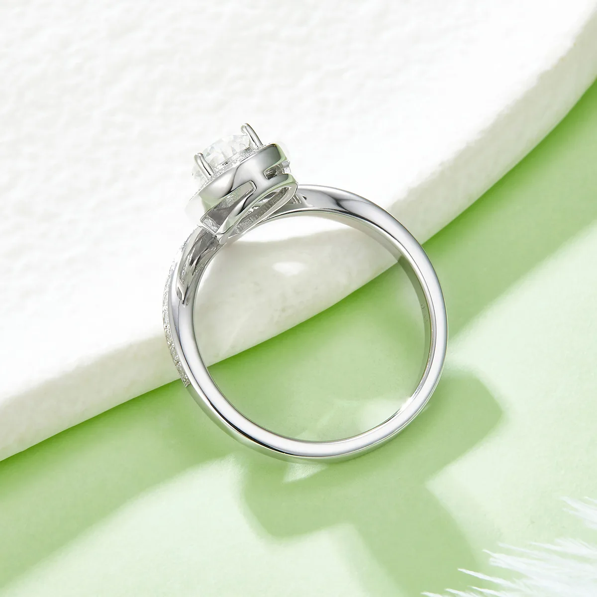 V Tiger Teardrop S925 White-Gold-Plated Silver Multi Moissanite Proposal Ring Women's Ring 1ct D
