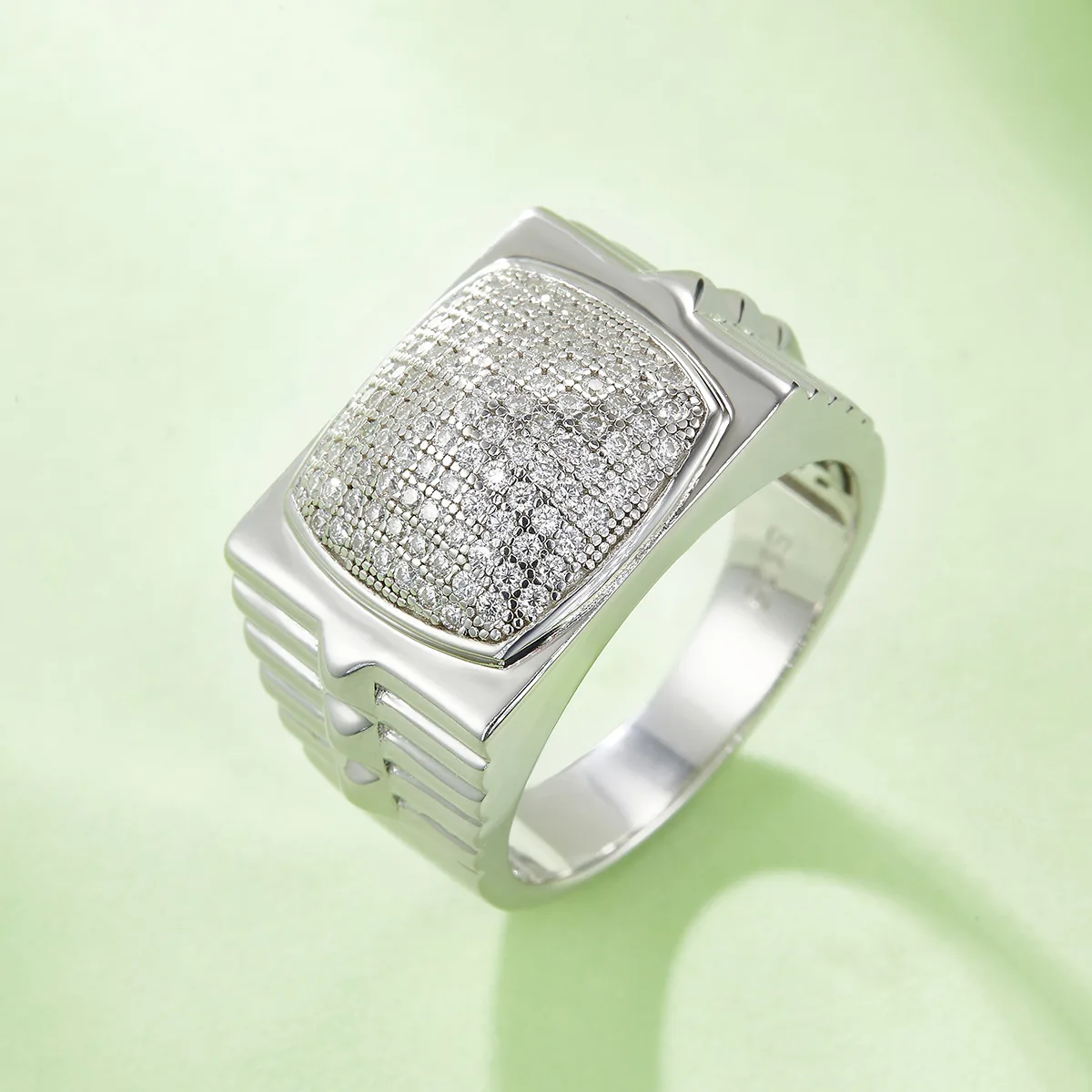 R3854 Luxury Pavé S925 White-Gold-Plated Silver Moissanite Men's Ring Melee Stones D 0.7ct
