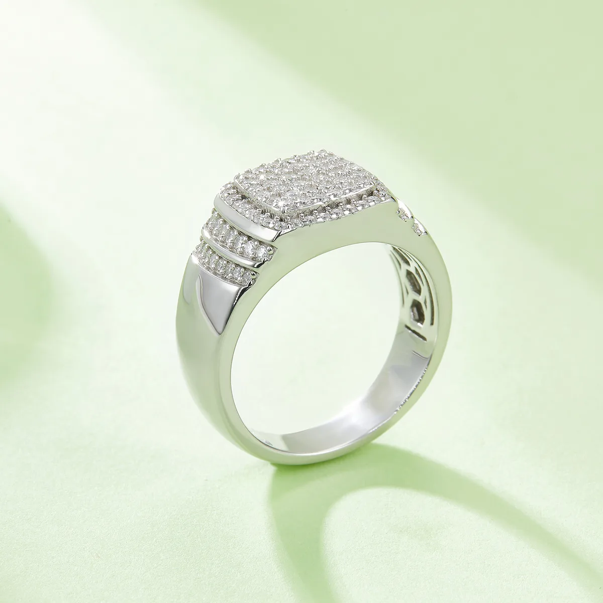 R6471 Luxury Pavé S925 White-Gold-Plated Silver Moissanite Men