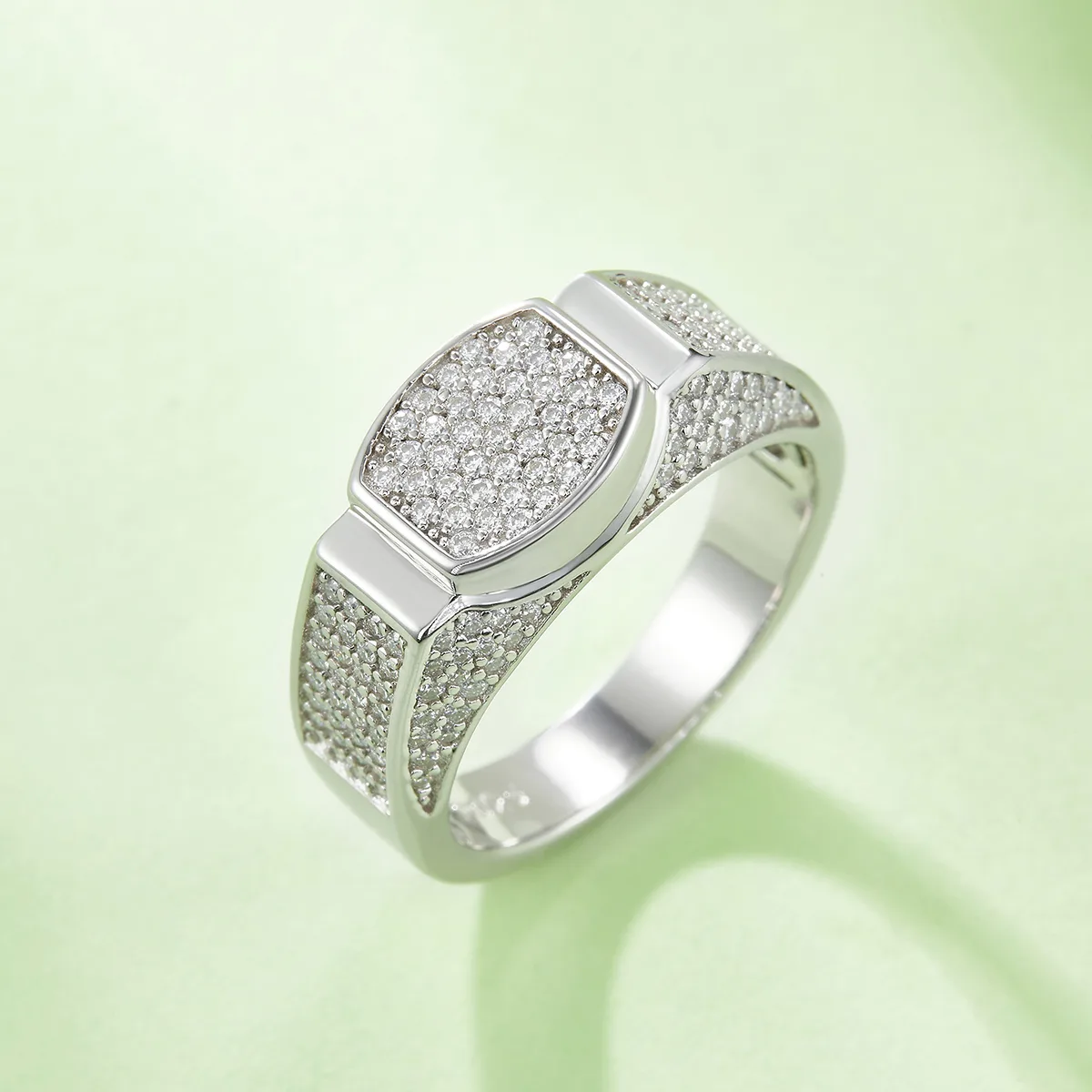 R6477 Luxury Pavé S925 White-Gold-Plated Silver Moissanite Men