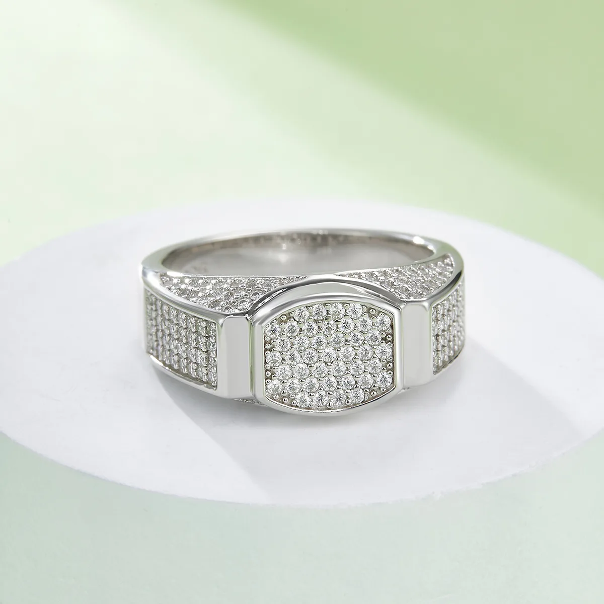 R6477 Luxury Pavé S925 White-Gold-Plated Silver Moissanite Men