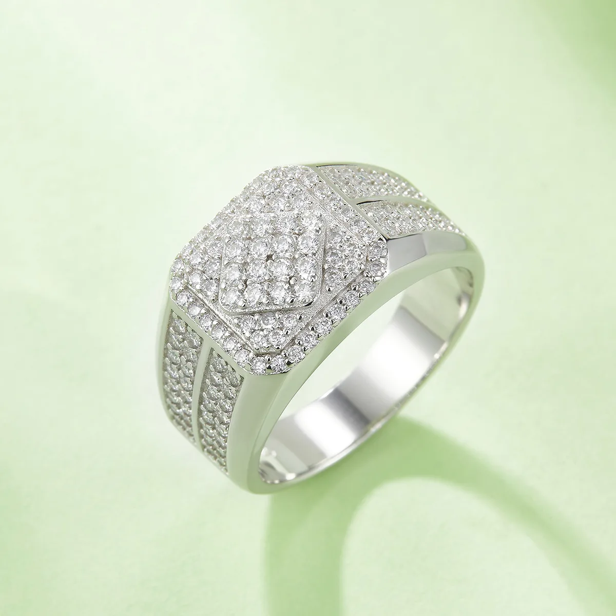 R6473 Luxury Pavé S925 White-Gold-Plated Silver Moissanite Men's Ring Melee Stones D 1.0ct