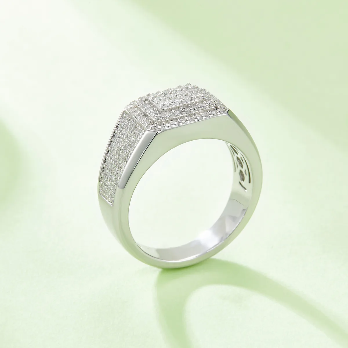 R6479 Luxury Pavé S925 White-Gold-Plated Silver Moissanite Men's Ring Melee Stones D 0.84ct
