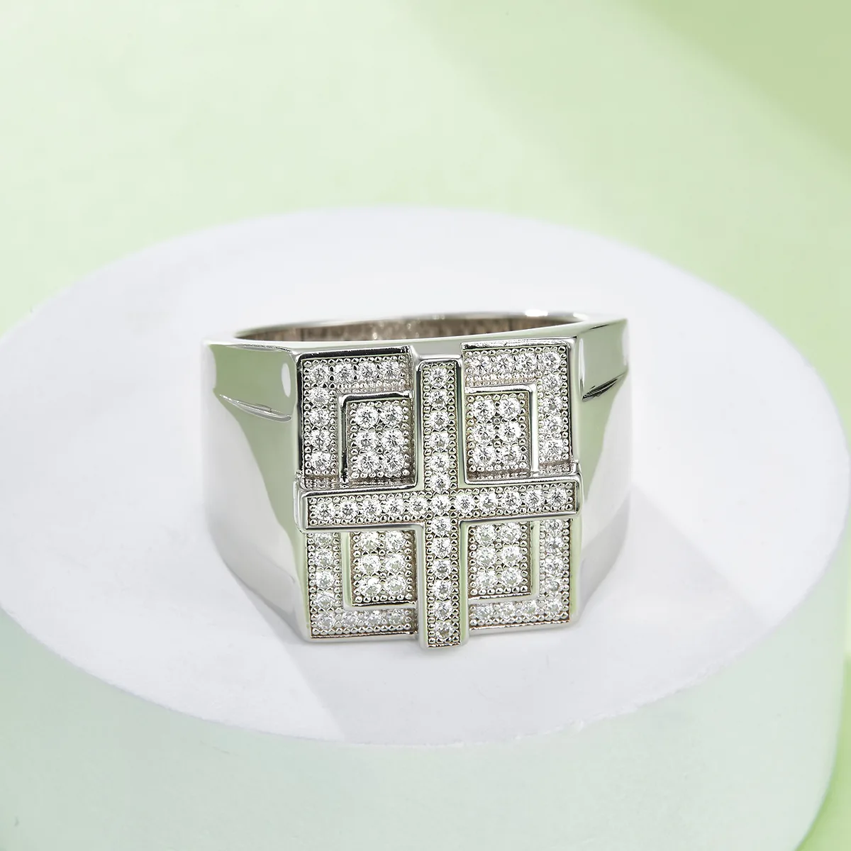 R3867 Luxury Pavé S925 White-Gold-Plated Silver Moissanite Men's Ring Melee Stones D 0.53ct