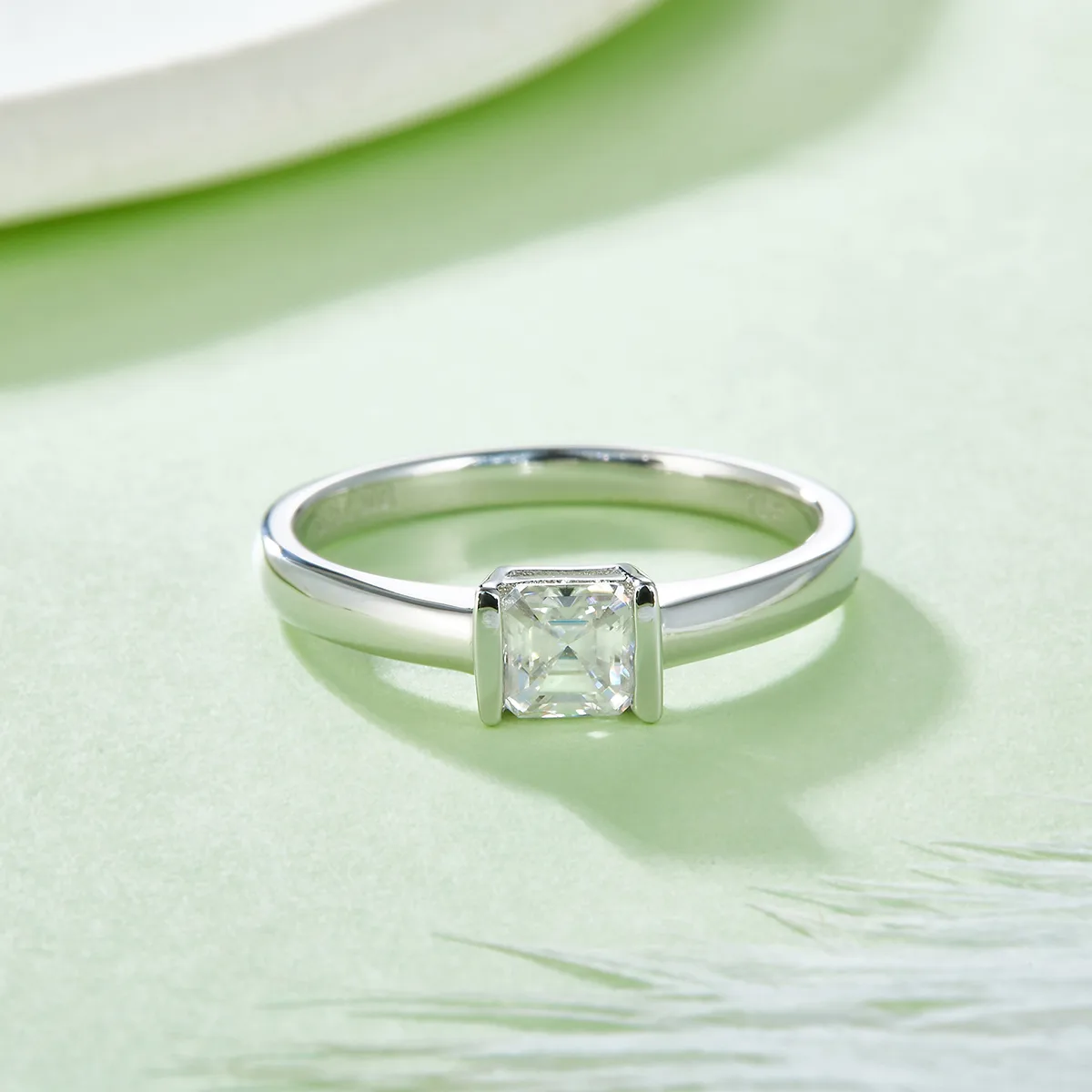 Minimalist Square S925 White-Gold-Plated Silver Moissanite Engagement Ring Women's Ring 0.5ct D
