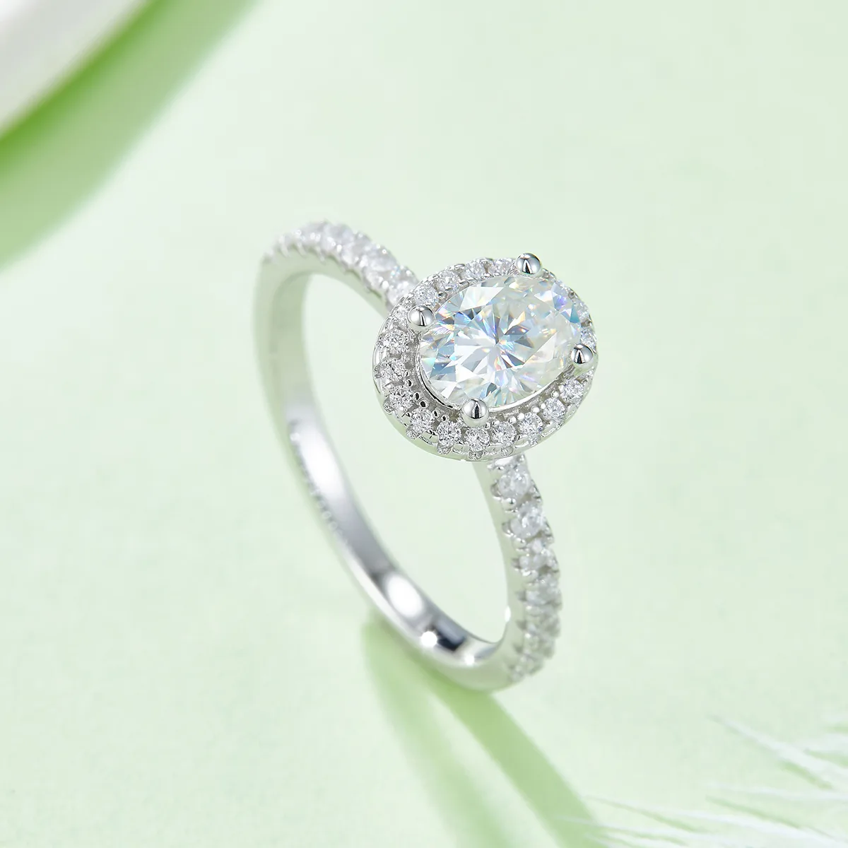 Light Luxury Oval S925 White-Gold-Plated Silver Moissanite Wedding Band Women
