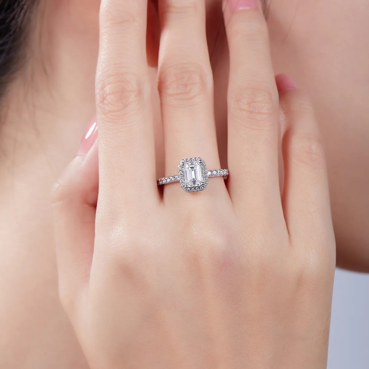 Light Luxury Rectangle S925 White-Gold-Plated Silver Moissanite Engagement Ring Women's Ring 1.0ct D