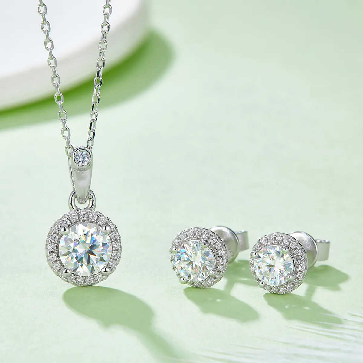 Light Luxury Round S925 White-Gold-Plated Silver Moissanite Pendant Stud Earrings Jewelry Set