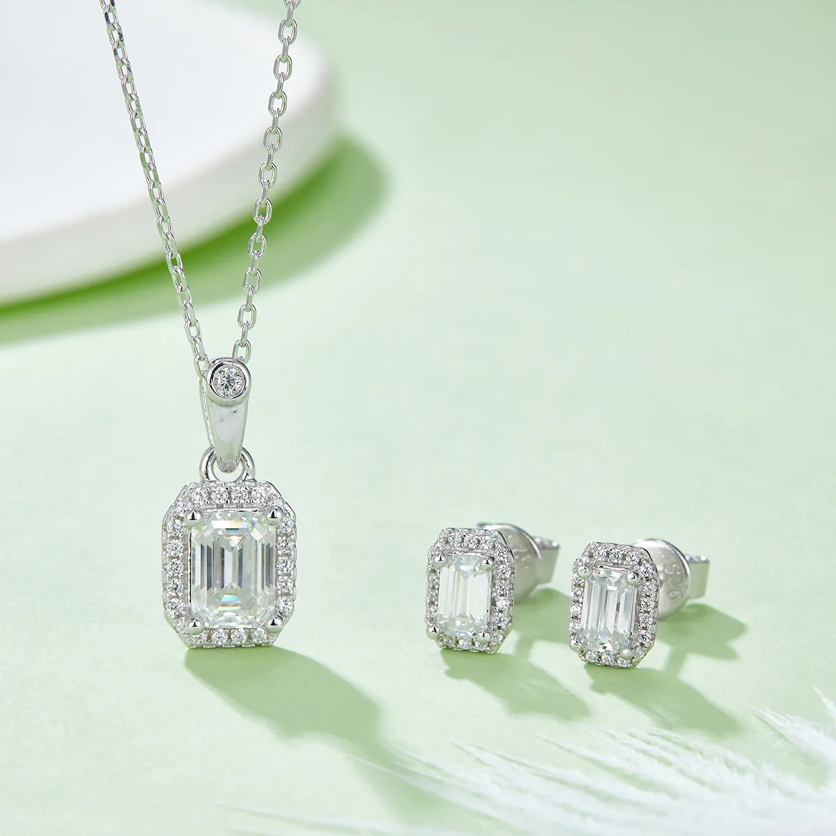 Light Luxury Rectangle S925 White-Gold-Plated Silver Moissanite Pendant Stud Earrings Jewelry Set