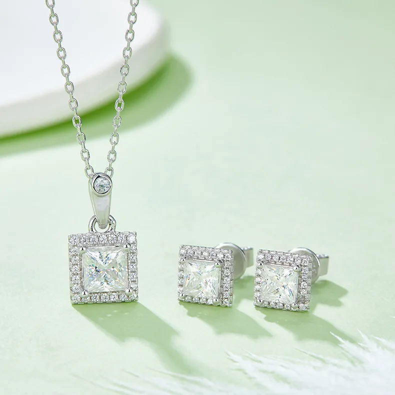 Light Luxury Square S925 White-Gold-Plated Silver Moissanite Pendant Stud Earrings Jewelry Set