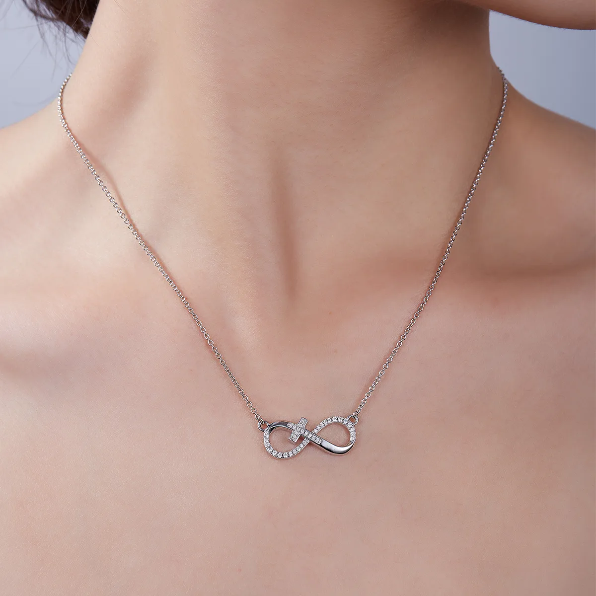 Cross Pavé Infinity Pendant S925 Silver Moissanite Melee D 0.19CT