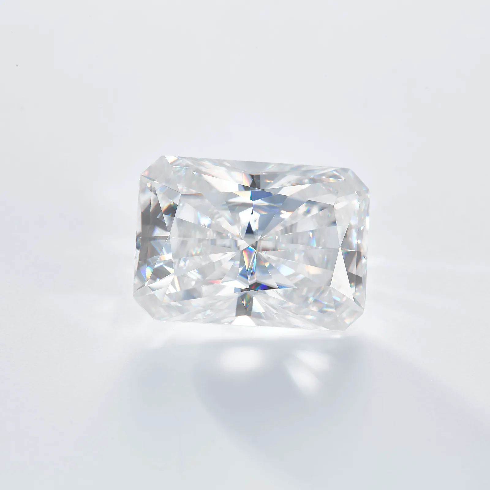 Lab-Grown Diamond CVD/HPHT Fantasy Cut