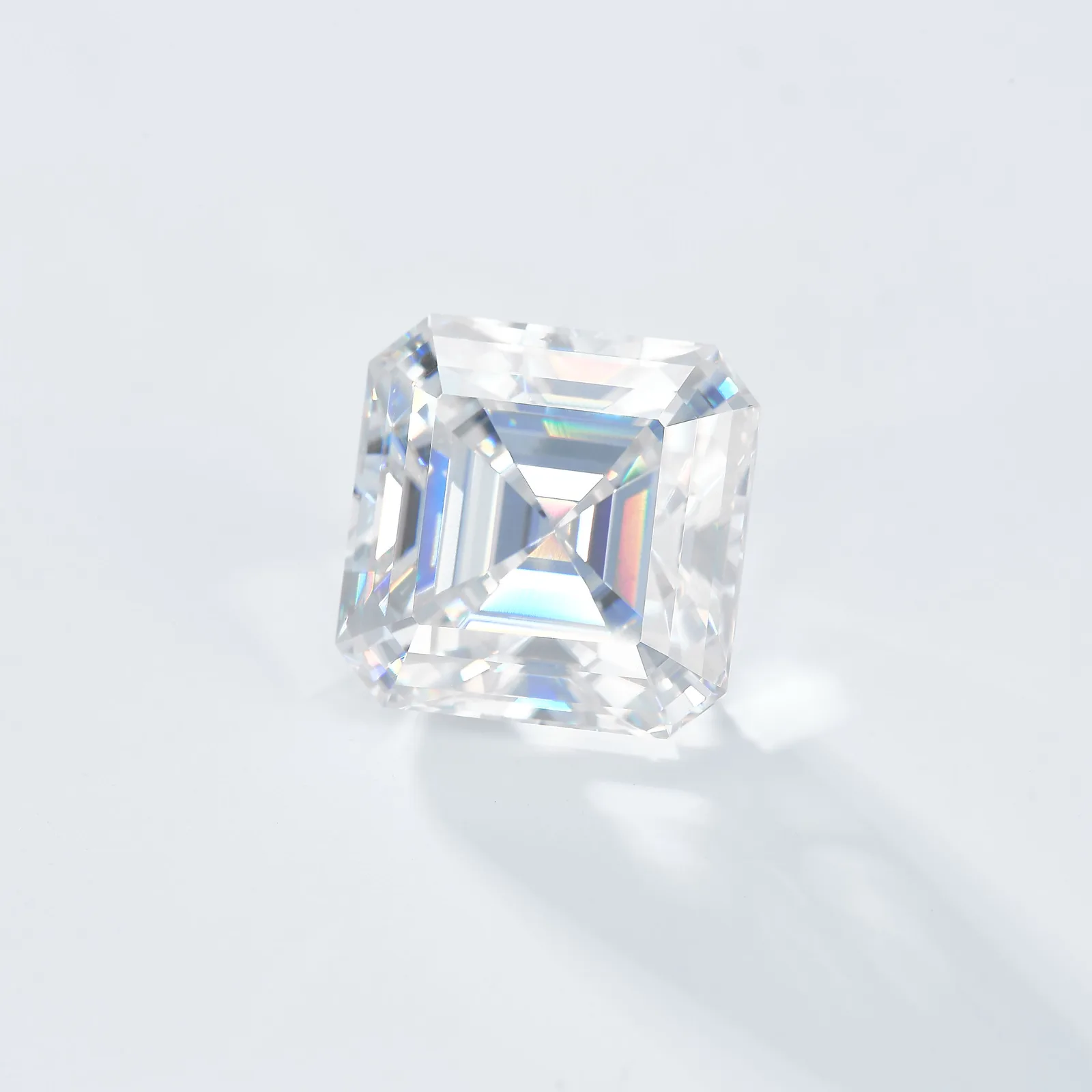 Lab-Grown Diamond CVD/HPHT Fantasy Cut