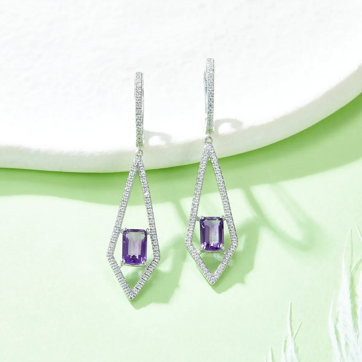 300928/ME809916TP-5 S925 Silver 18K White Gold Natural Amethyst Stud Earrings Center Stone 6*4mm