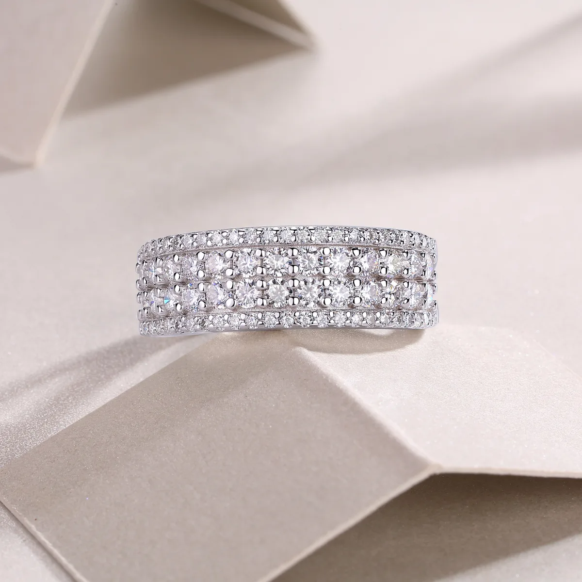 R13317 S925 Silver 18K White Gold Anniversary Ring Moissanite Melee 1.068CT