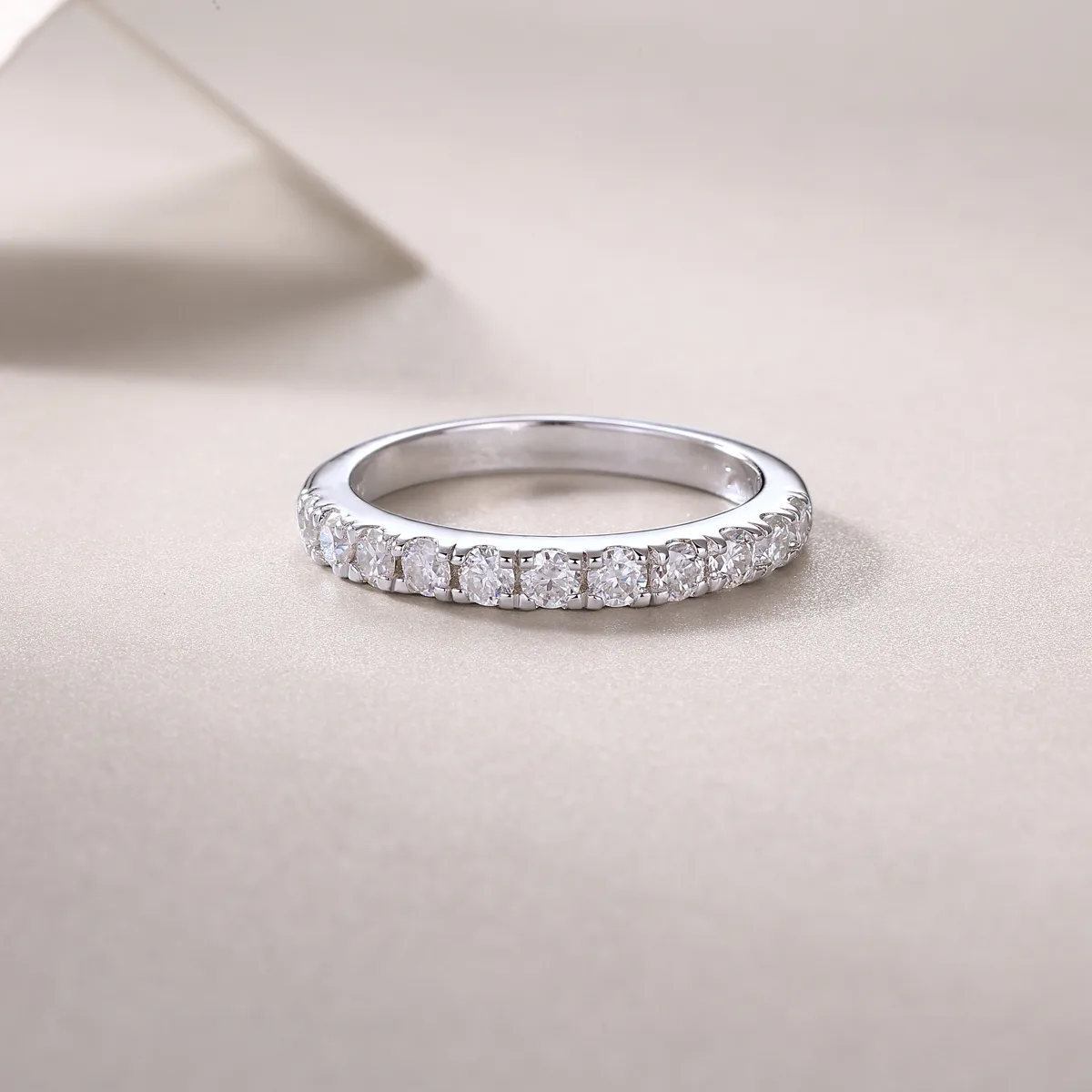 R13238 S925 Silver 18K White Gold Anniversary Ring Women's Ring Moissanite Melee 0.48CT