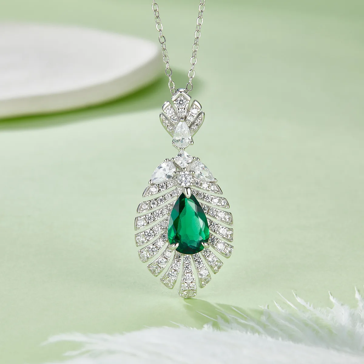P0830 Pear Lab-Grown Gemstone S925 White-Gold-Plated Silver Necklace Center Stone 11*7mm/2.75CT